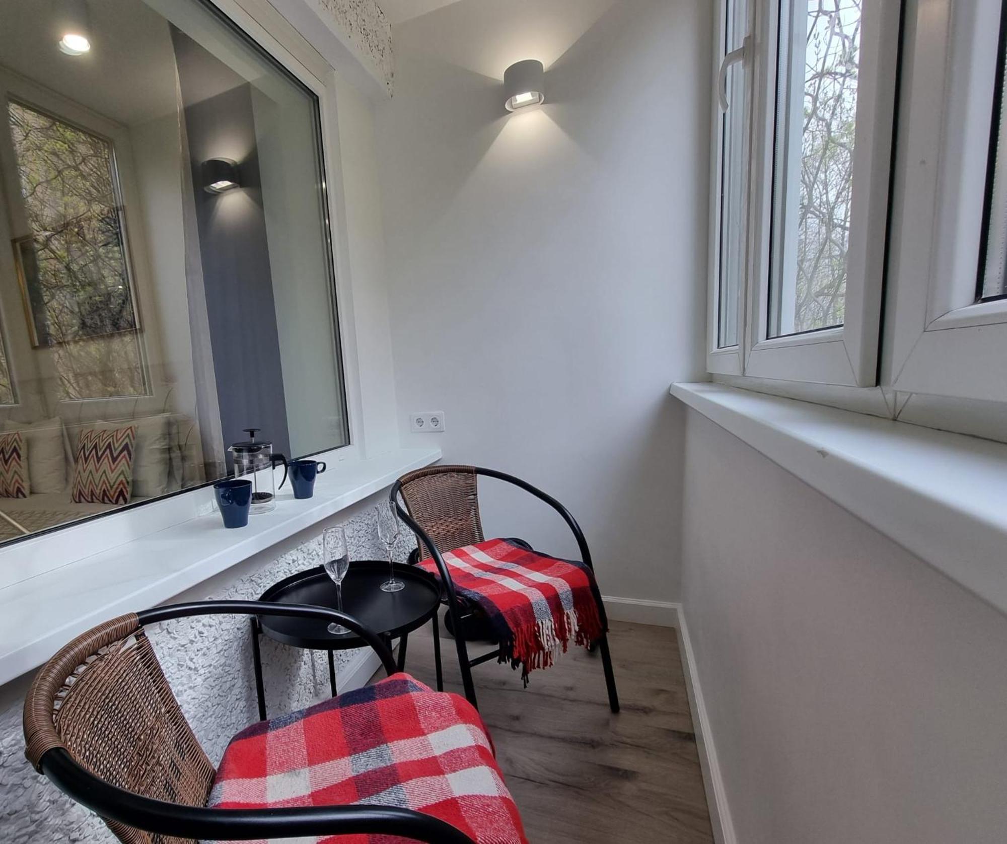 City Inn Riga Apartment, New Renovated In Quiet Center With Balcony With Parking Exterior foto